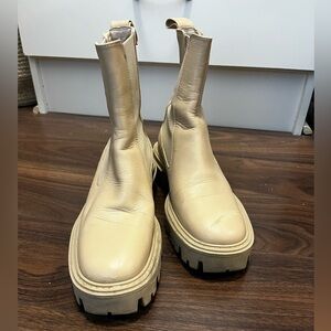 Zara Nude Boots